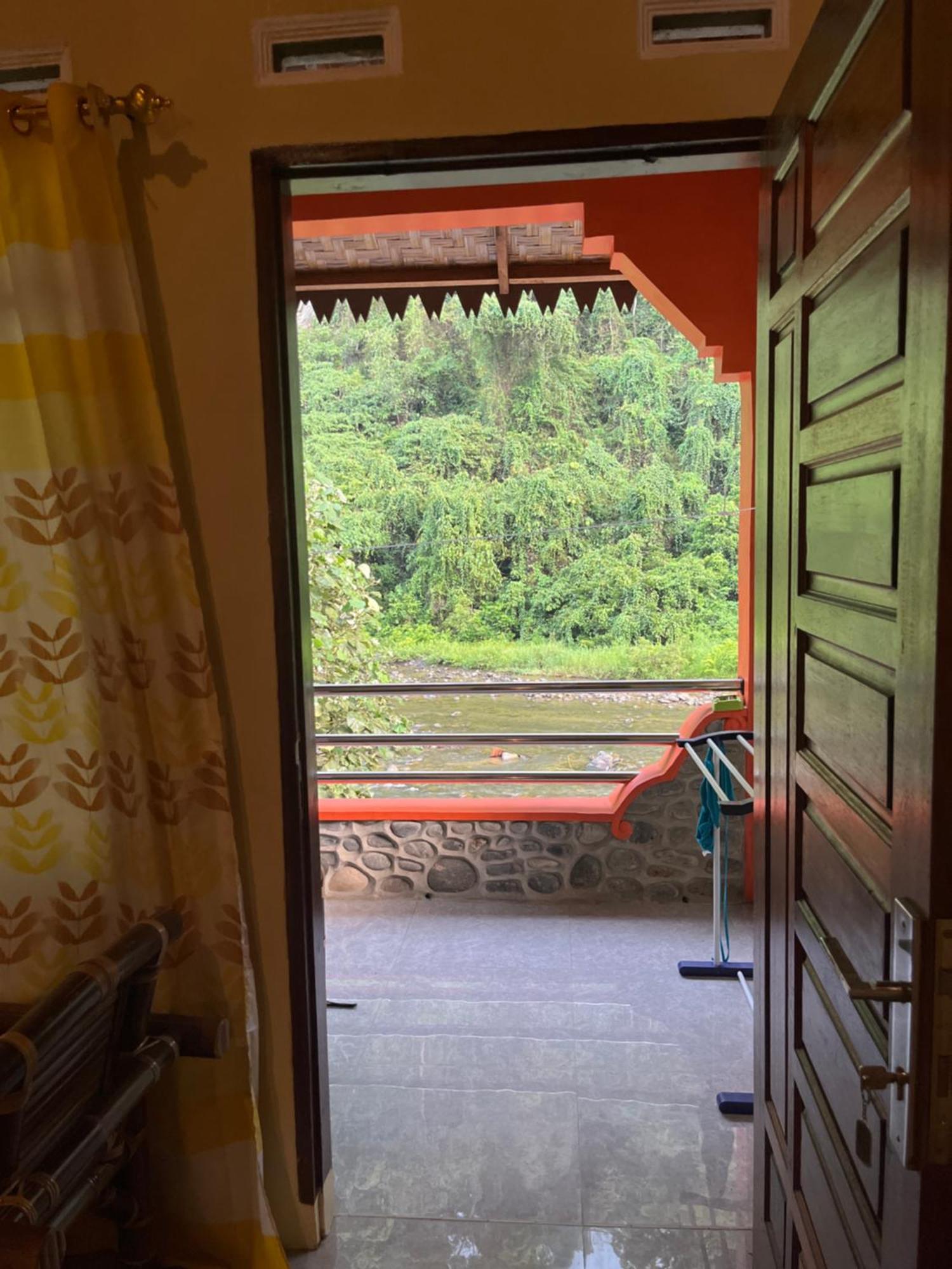 Ridho'S Homestay & Jungle Trekking Bukit Lawang Extérieur photo